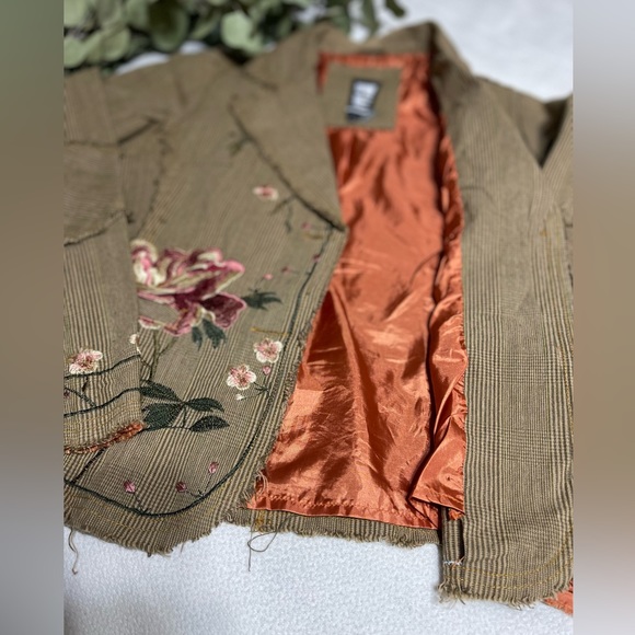 Very unique boutique jacket! Size M - Picture 3 of 5